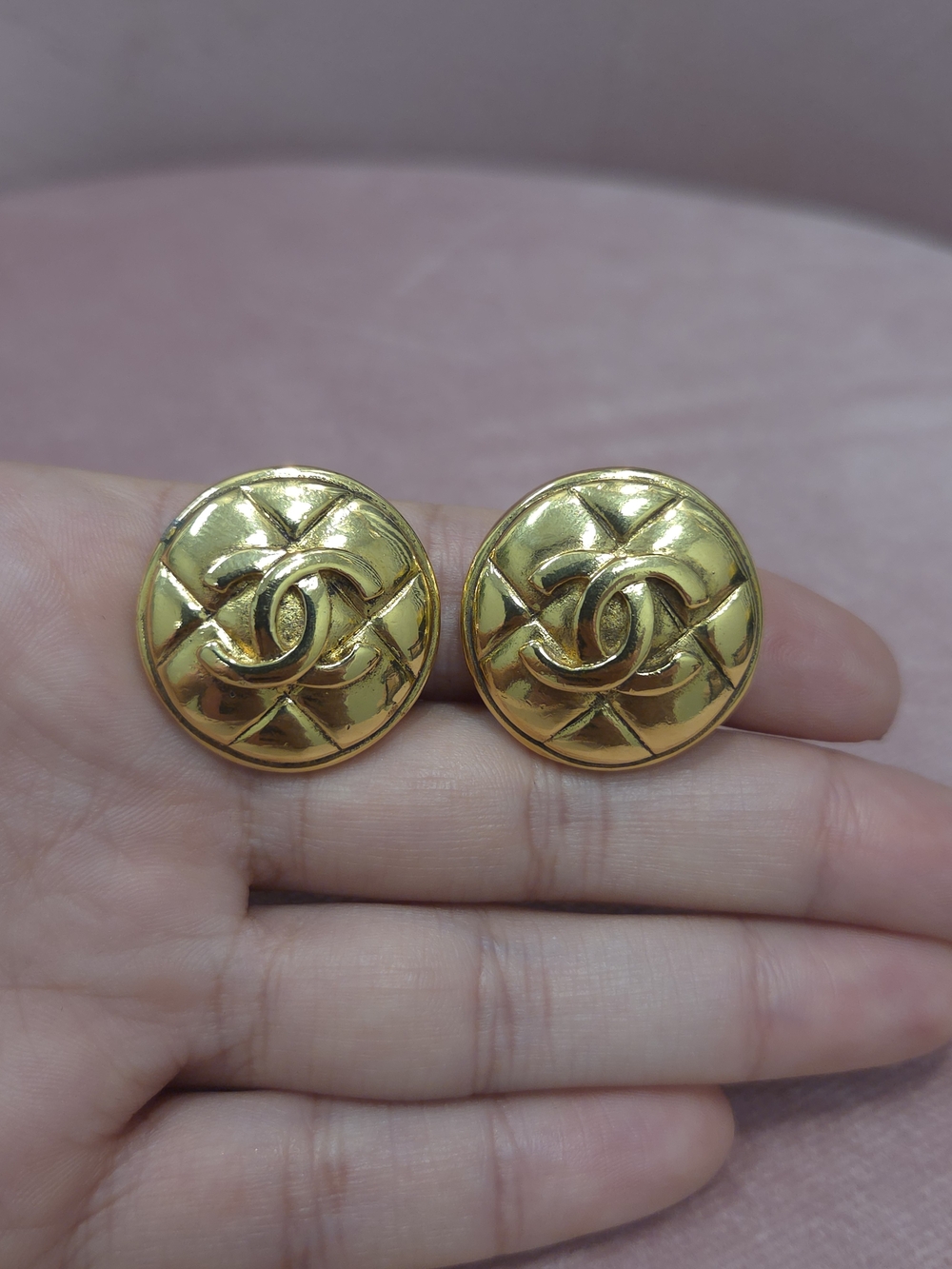 Authentic Vintage CHANEL Gold Quilted CC Button Clip-on Earrings